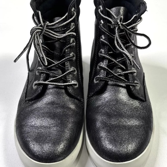 Timberland Black High-Top Sneakers - Picture 3 of 12
